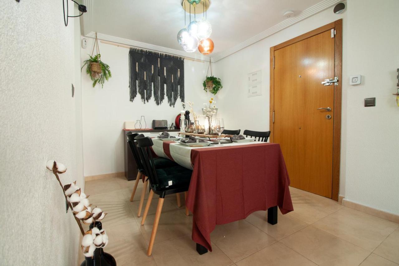 El Apartamento De Maria Jose Apartment Torrevieja Exterior photo